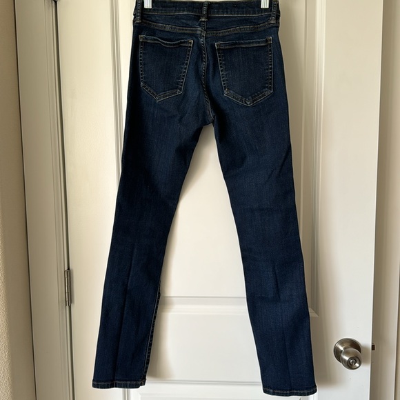 Banana Republic premium denim jeans. Slim Straight. Size 26. Very good condition - Picture 2 of 3